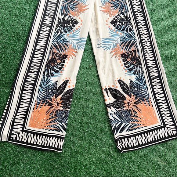 Joieš§”Silky Wide LegĀ High Waist Flowy Palm Print Palazzo Pants - Picture 5 of 9